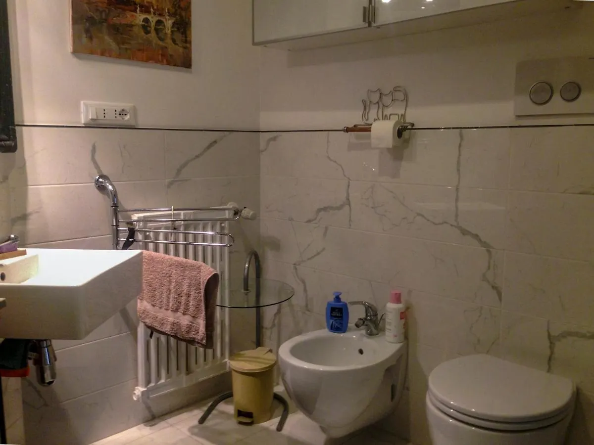 Luminosa Vista Piramide Bed & Breakfast Rome Italy